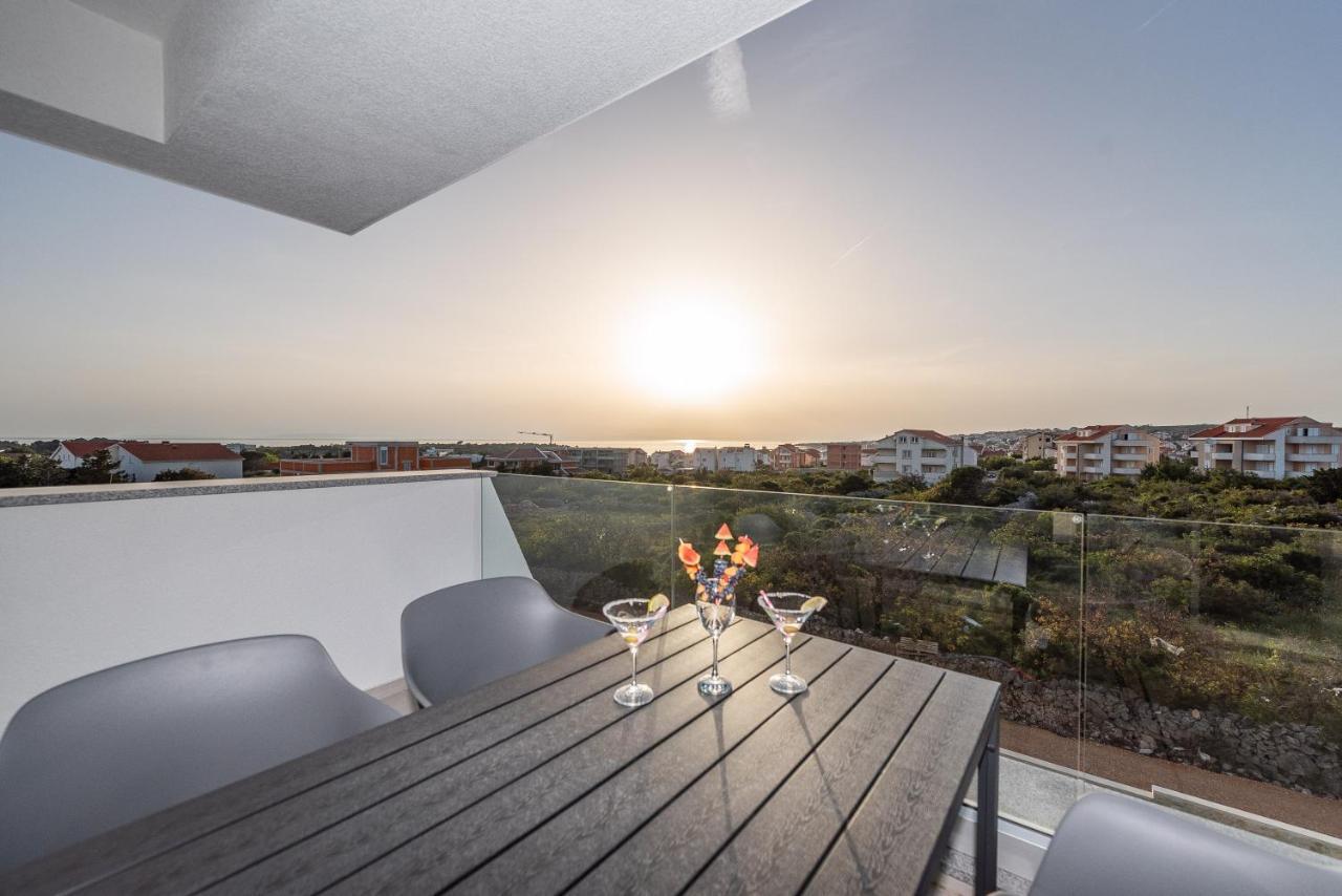 Apartments & Rooms Pool Villas Maris 诺瓦利娅 外观 照片